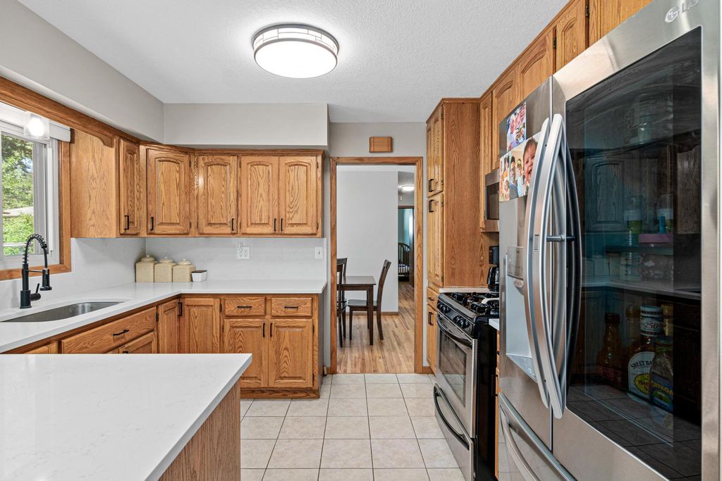 6810 Brookview Drive NE, Fridley, MN 55432 — exterior