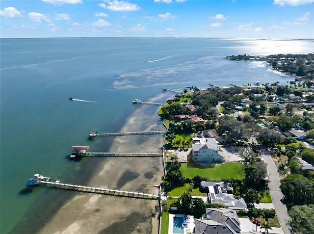 6100 BAHAMA SHORES DRIVE S, St Petersburg, FL 33705