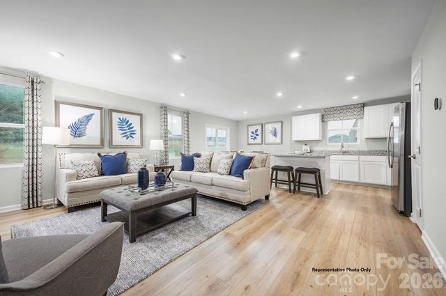 162 Basildon Street 1064, Lancaster, SC 29720