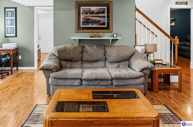 94 Bentley Boulevard, Elizabethtown, KY 42701