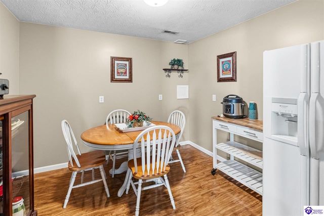 94 Bentley Boulevard, Elizabethtown, KY 42701