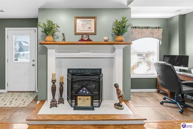 94 Bentley Boulevard, Elizabethtown, KY 42701