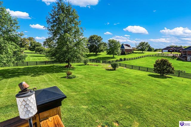 94 Bentley Boulevard, Elizabethtown, KY 42701