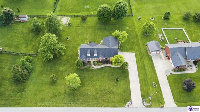 94 Bentley Boulevard, Elizabethtown, KY 42701