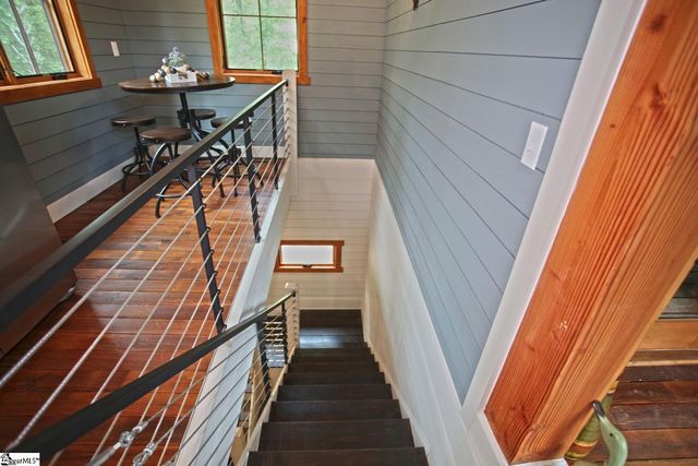 275 Jocassee Lake Road, Salem, SC 29676