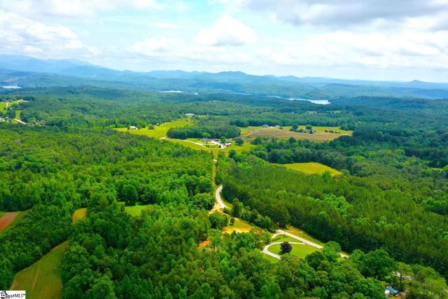 275 Jocassee Lake Road, Salem, SC 29676