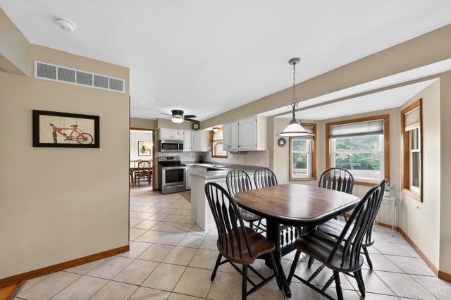7889 Drawbridge Court, West Chester, OH 45069