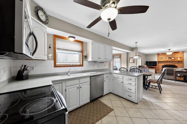 7889 Drawbridge Court, West Chester, OH 45069