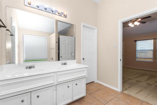 2615 Everhart Terrace Drive, Fresno, TX 77545