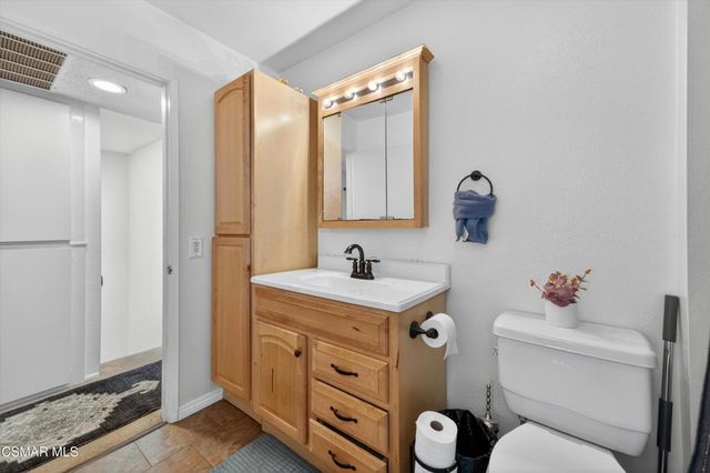 9946 Sepulveda Boulevard 4, San Fernando, CA 91345