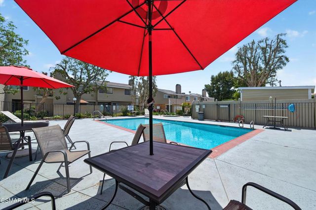 9946 Sepulveda Boulevard 4, San Fernando, CA 91345