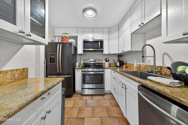 9946 Sepulveda Boulevard 4, San Fernando, CA 91345