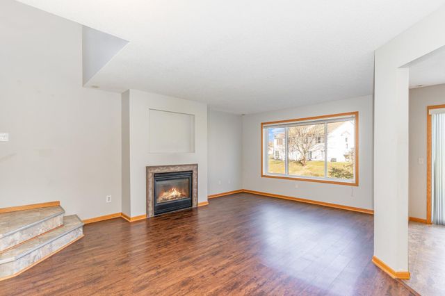 15684 Finewood Court, Apple Valley, MN 55124