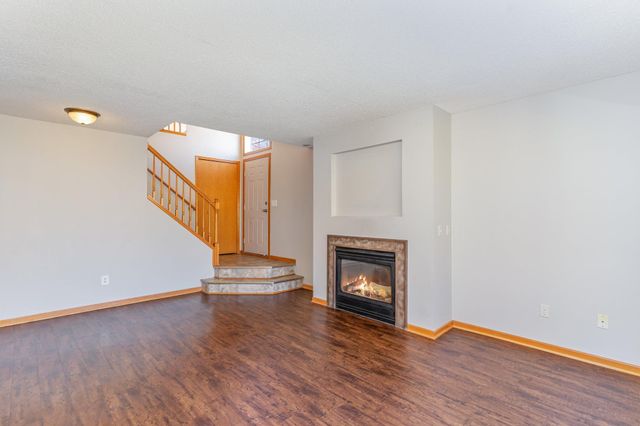 15684 Finewood Court, Apple Valley, MN 55124