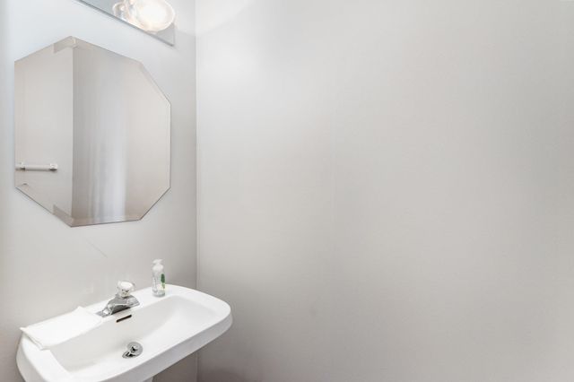 15684 Finewood Court, Apple Valley, MN 55124