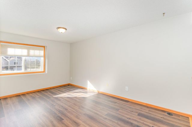 15684 Finewood Court, Apple Valley, MN 55124