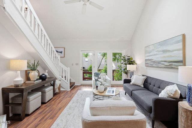 127 Essex Drive, Chapel Hill, NC 27514