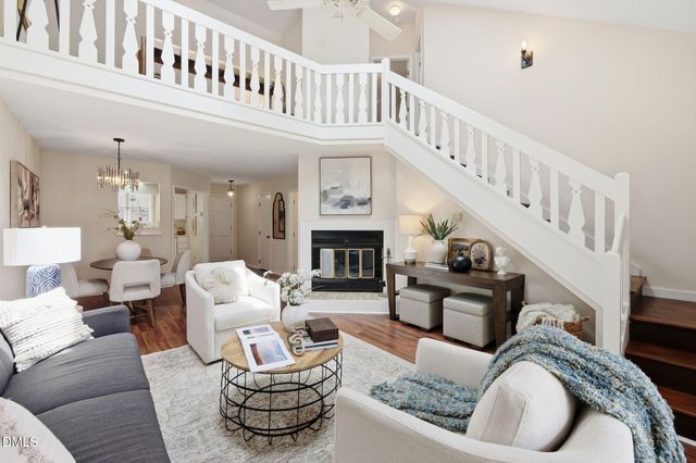 127 Essex Drive, Chapel Hill, NC 27514