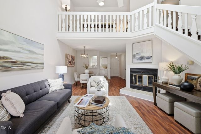 127 Essex Drive, Chapel Hill, NC 27514