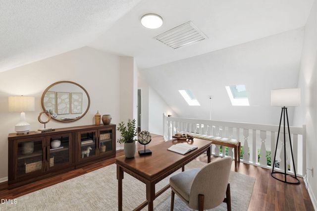 127 Essex Drive, Chapel Hill, NC 27514