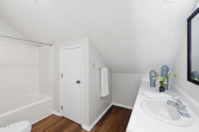 127 Essex Drive, Chapel Hill, NC 27514
