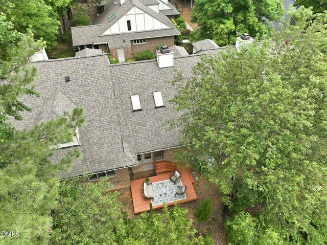 127 Essex Drive, Chapel Hill, NC 27514