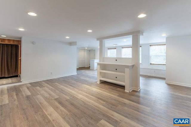 1606 GROVE RD, Charlottesville, VA 22901