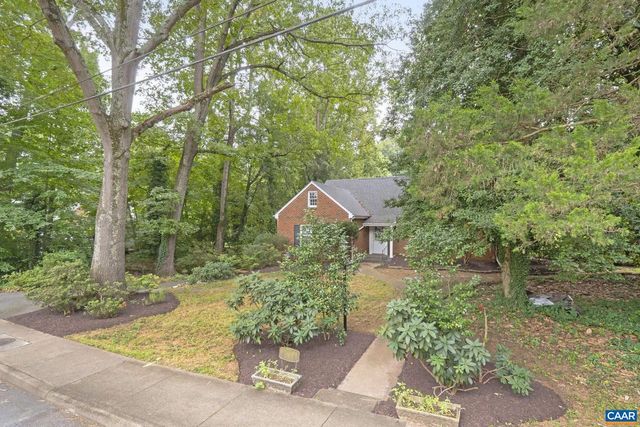 1606 GROVE RD, Charlottesville, VA 22901