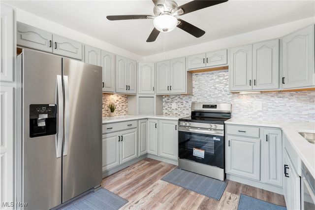 345 Roshon Drive, Medina, OH 44256