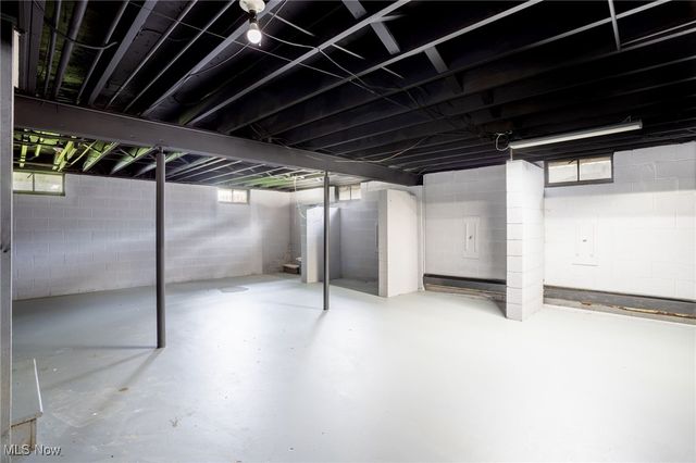 345 Roshon Drive, Medina, OH 44256