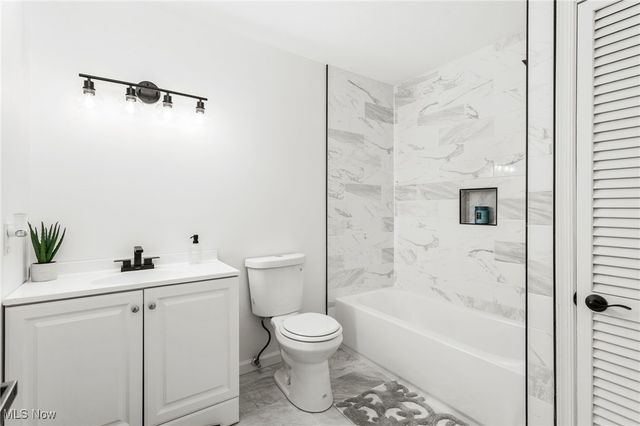 345 Roshon Drive, Medina, OH 44256