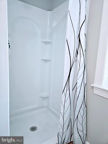 279 W MAIN ST, Hummelstown, PA 17036