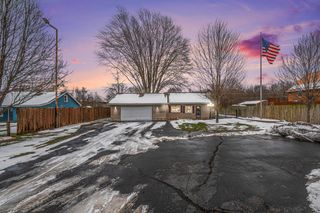 2743 N M 140 Highway, Watervliet Twp, MI 49098