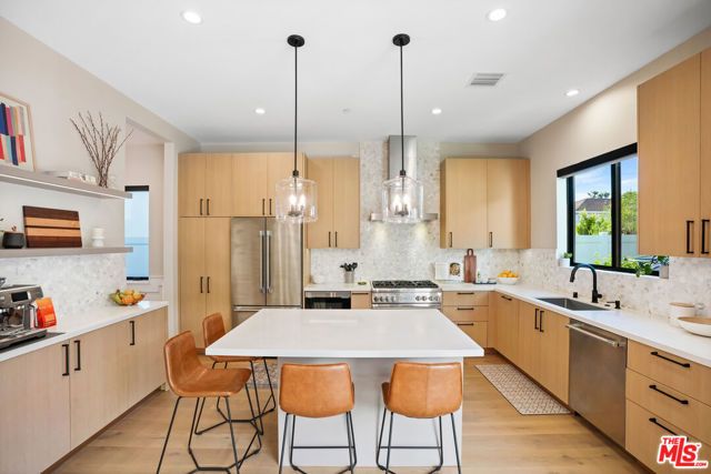 12341 Addison Street, Valley Village, CA 91607