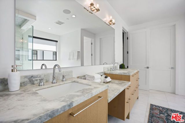12341 Addison Street, Valley Village, CA 91607