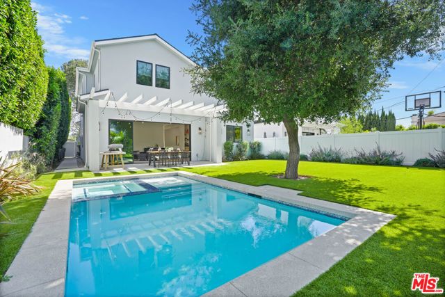 12341 Addison Street, Valley Village, CA 91607