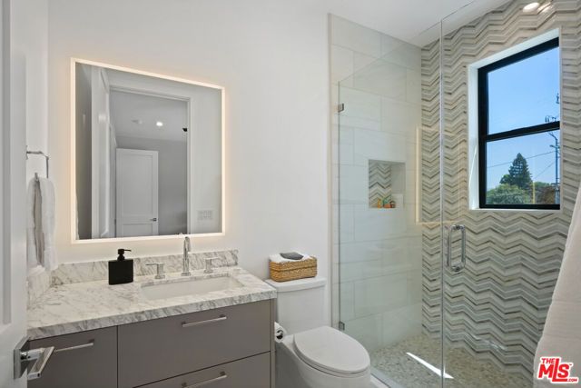 12341 Addison Street, Valley Village, CA 91607
