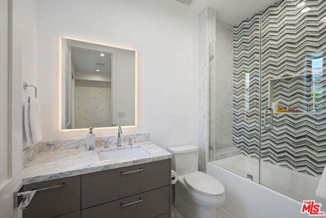 12341 Addison Street, Valley Village, CA 91607