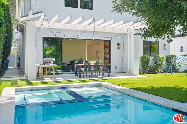 12341 Addison Street, Valley Village, CA 91607