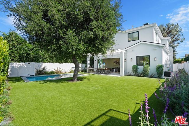 12341 Addison Street, Valley Village, CA 91607