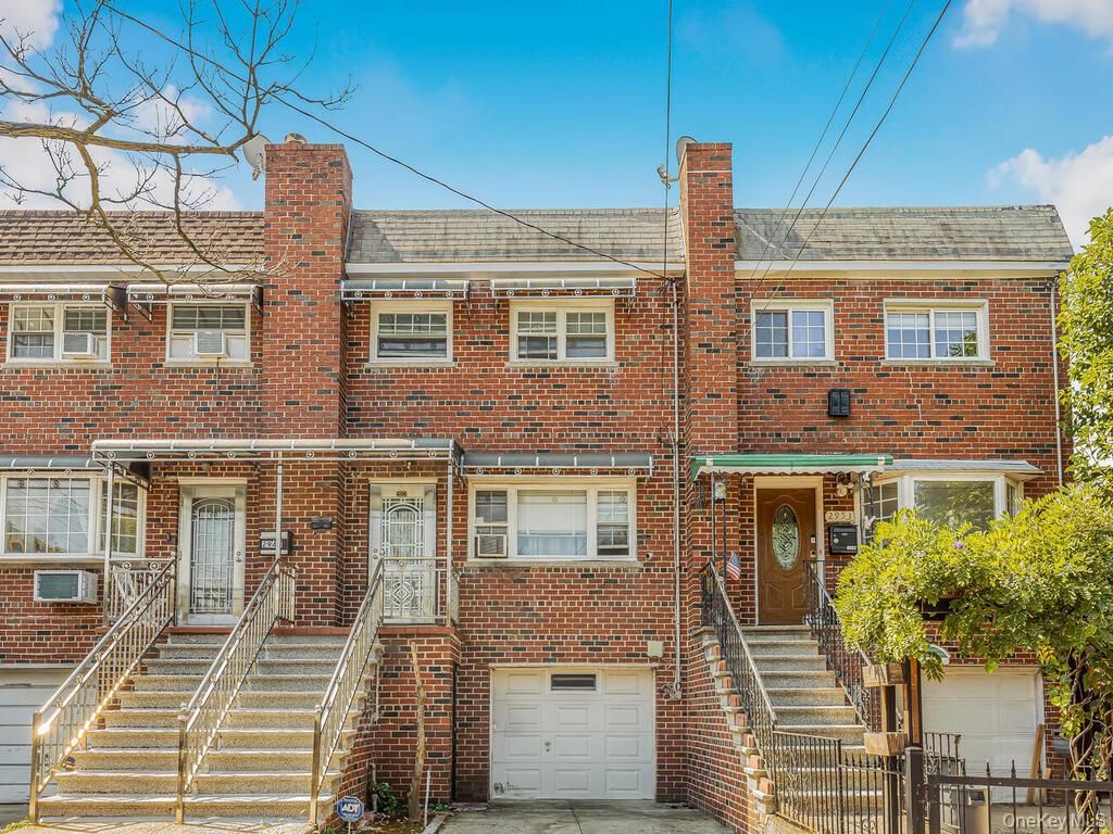 2951 Kingsland Avenue, Bronx, NY 10469 — photo 2
