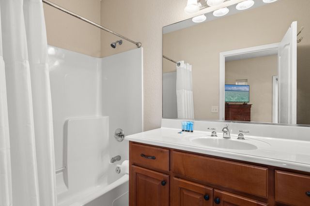 144 Southfields Road, Panama City Beach, FL 32413