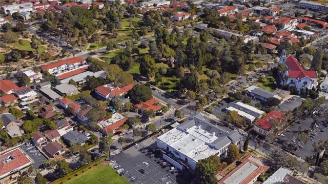 103 E Micheltorena Street, Santa Barbara, CA 93101