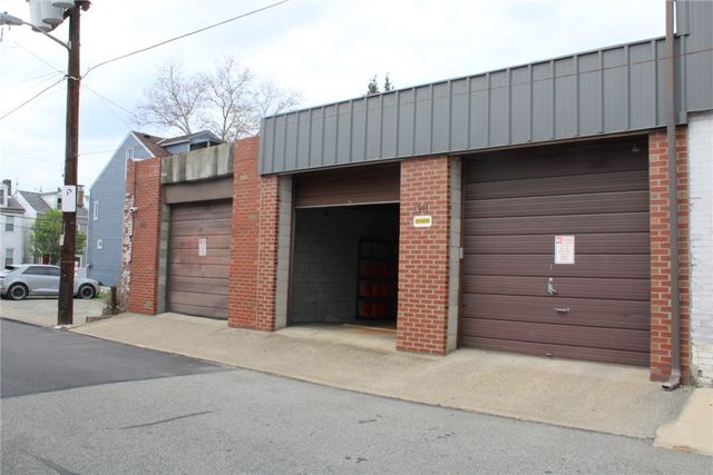 1912 Jane St 4, South Side, PA 15203