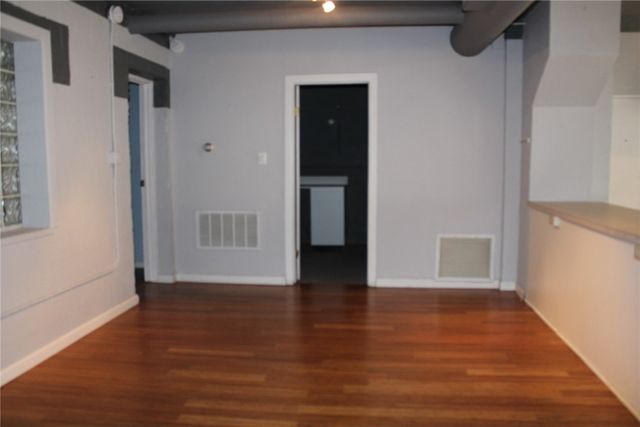 1912 Jane St 4, South Side, PA 15203