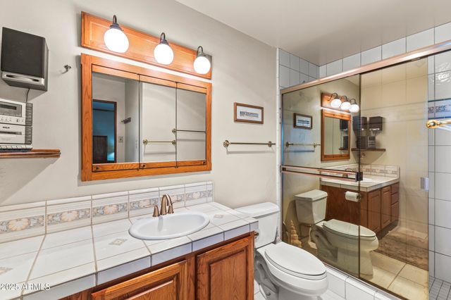 2047 W CAMBRIDGE Avenue, Phoenix, AZ 85009