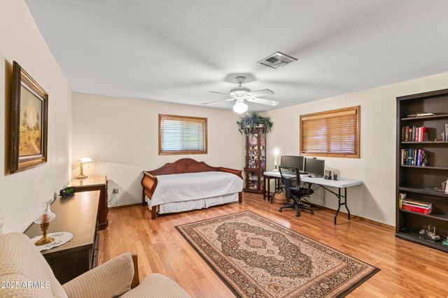 2047 W CAMBRIDGE Avenue, Phoenix, AZ 85009