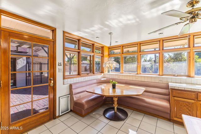 2047 W CAMBRIDGE Avenue, Phoenix, AZ 85009