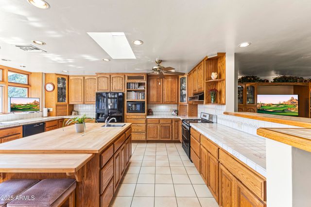 2047 W CAMBRIDGE Avenue, Phoenix, AZ 85009