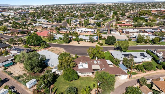 2047 W CAMBRIDGE Avenue, Phoenix, AZ 85009